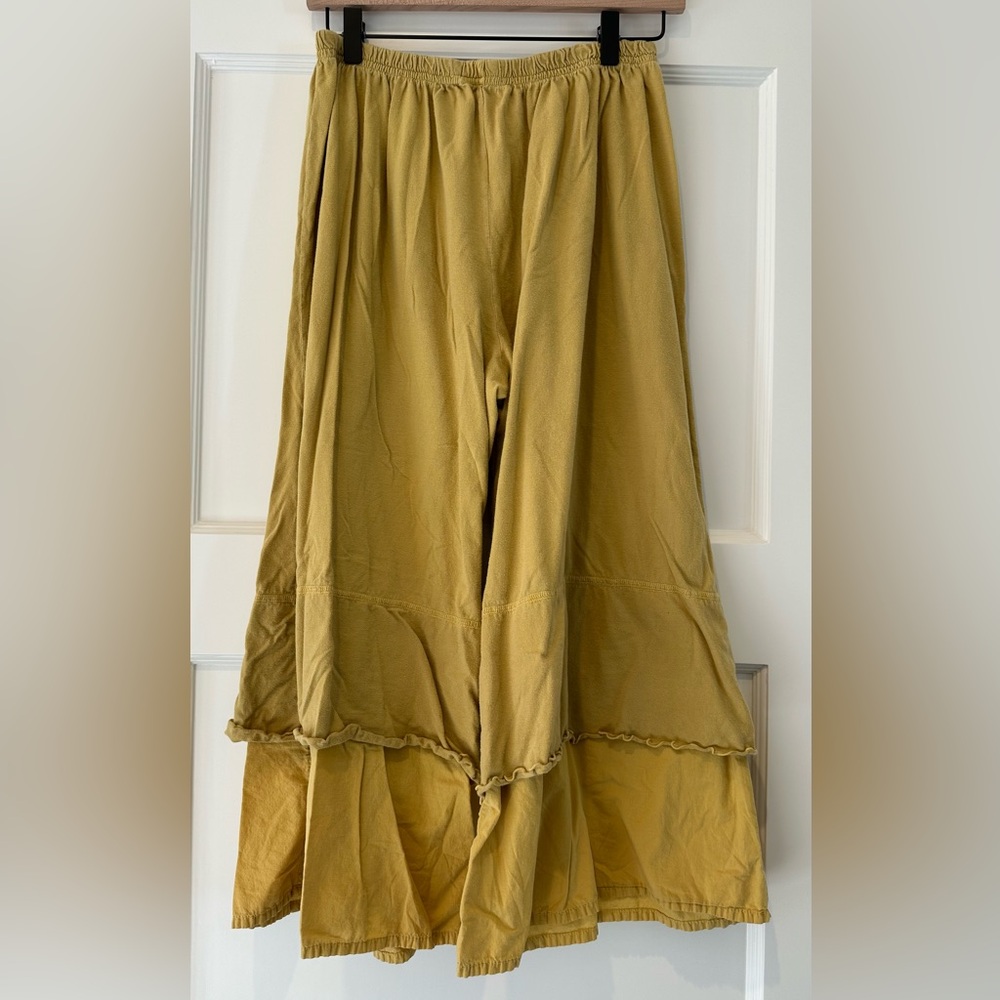 Blue Fish Double Petal Pant in Dandelion